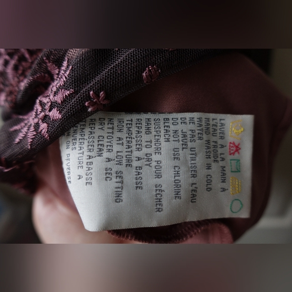 RW&CO. Y2k Sexy Lace Deep Plum V-Neck Midi Dress - Picture 8 of 13